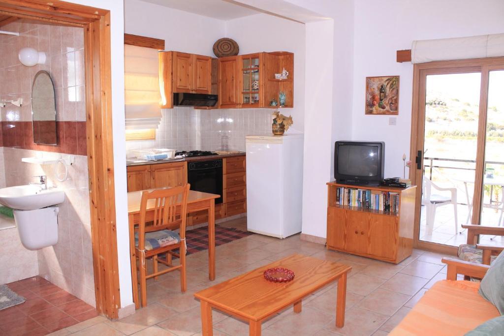 Ampelokipi Holiday Apartments Pissouri Cameră foto
